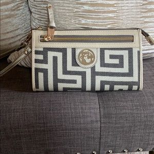 Spartina clutch wallet